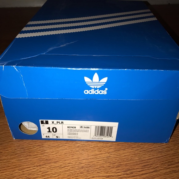 Adidas - Picture 2 of 2